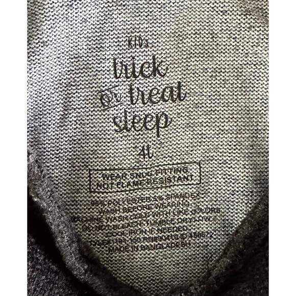 Trick or Treat Sleep Halloween Pajamas Size 4T – Ghost, Pumpkin& Skeleton Set - Picture 9 of 9